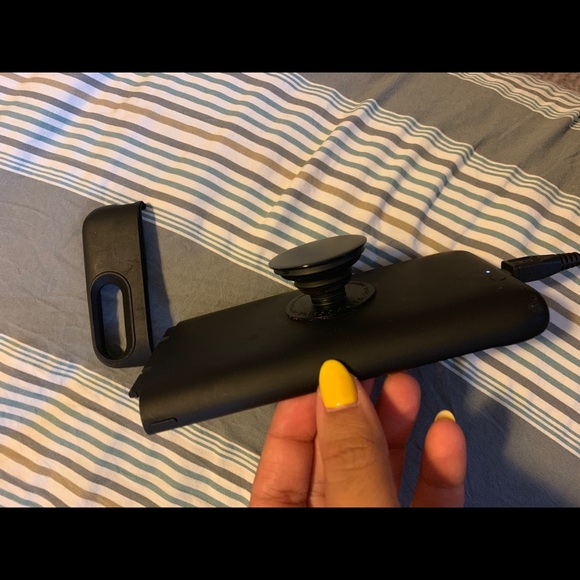 ❌SOLD❌MOPHIE iPhone 7 8 Plus charging case - Picture 3 of 5